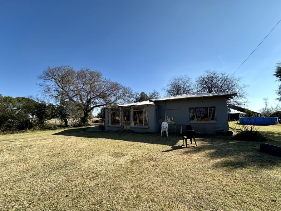 9 Bedroom Property for Sale in Bloemspruit Free State
